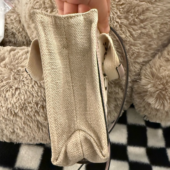 Chloe Beige and Pink Mini Bag
Woody tote - Picture 5 of 8